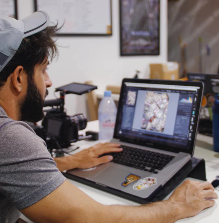 designing realistic money stacks prop movie money