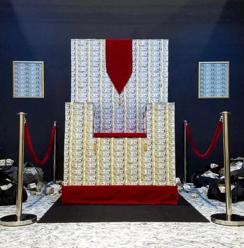 The Billion Dollar Throne 2019